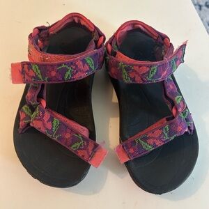 Toddler Girl Teva Sandals 12